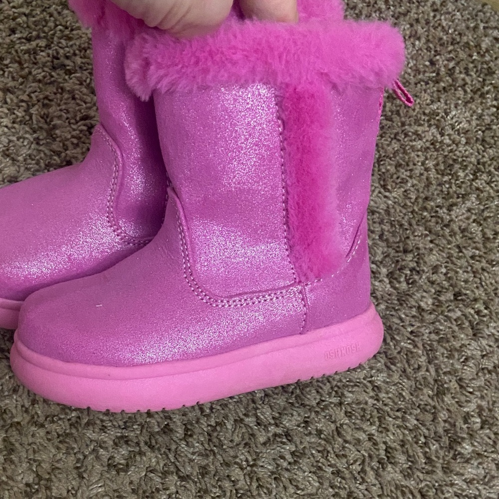 OshKosh B'gosh Sparkly Pink Boots - Picture 3 of 8